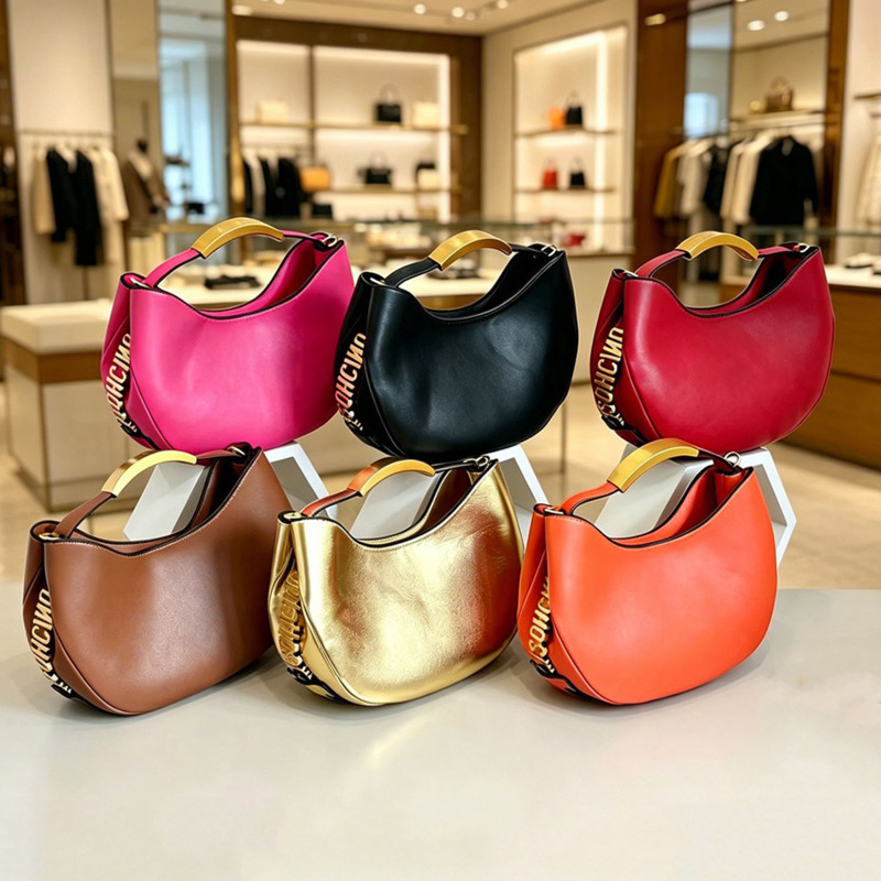 Borsa a secchiello da donna a  - Luxury Bags Gold recensione e prezzo