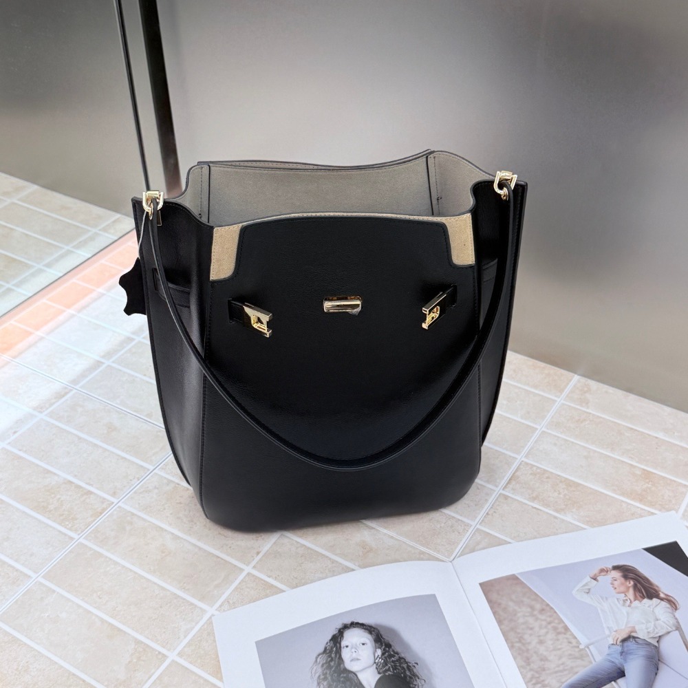 Nuova Borsa a Secchiello Stile - Luxury Bags Tote recensione e prezzo