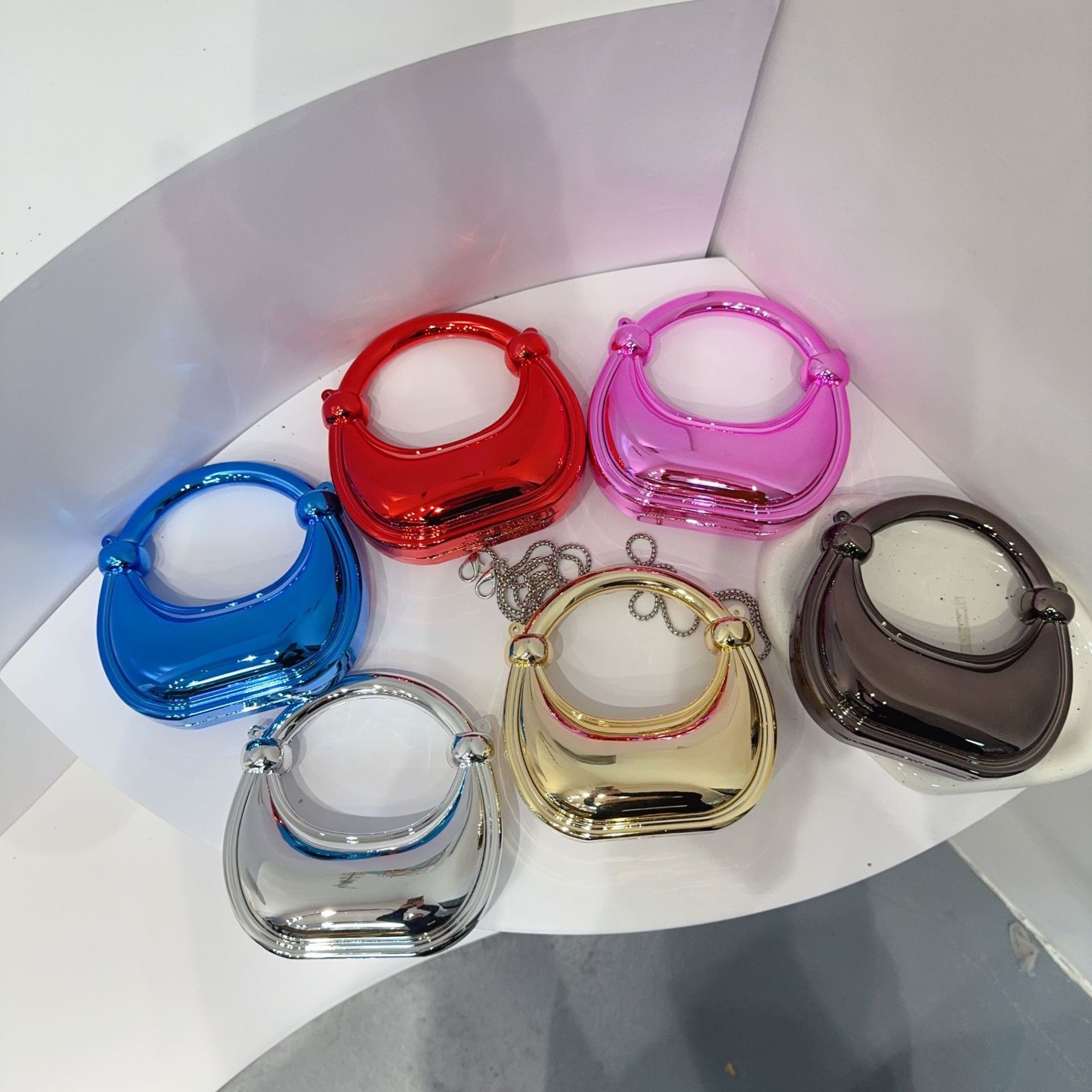 Mini borsa da sera dorata Bors - Discount Luxury Bags recensione e prezzo
