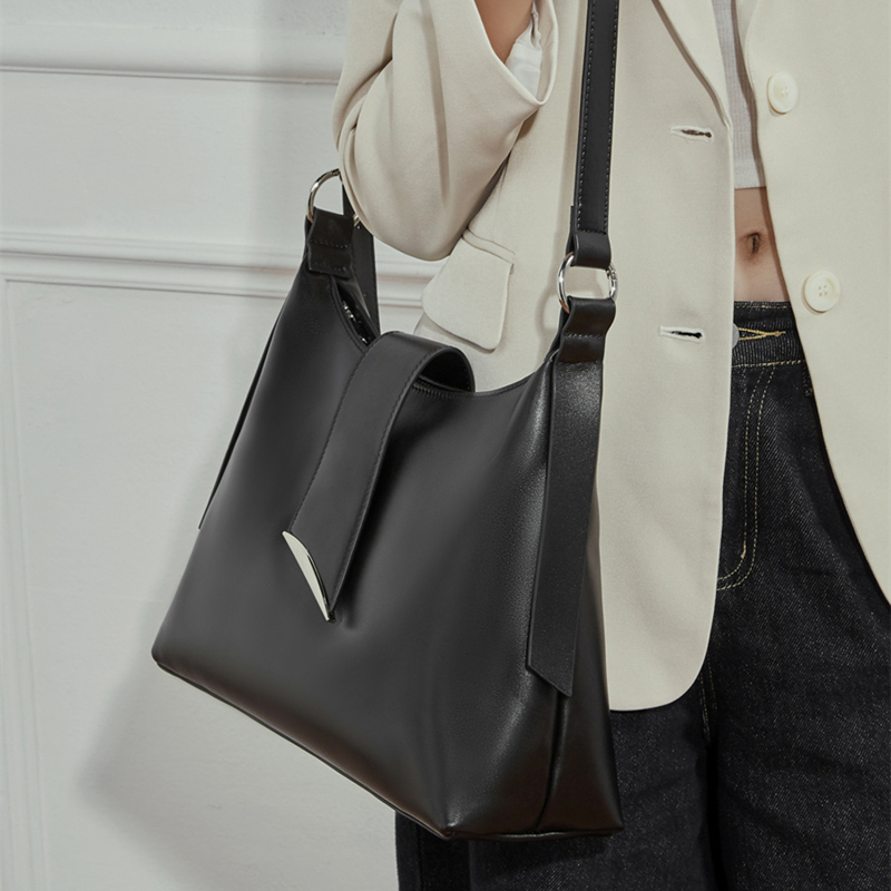 Borse a Spalla Grandi Hobo in  - Luxury Bags Tote recensione e prezzo